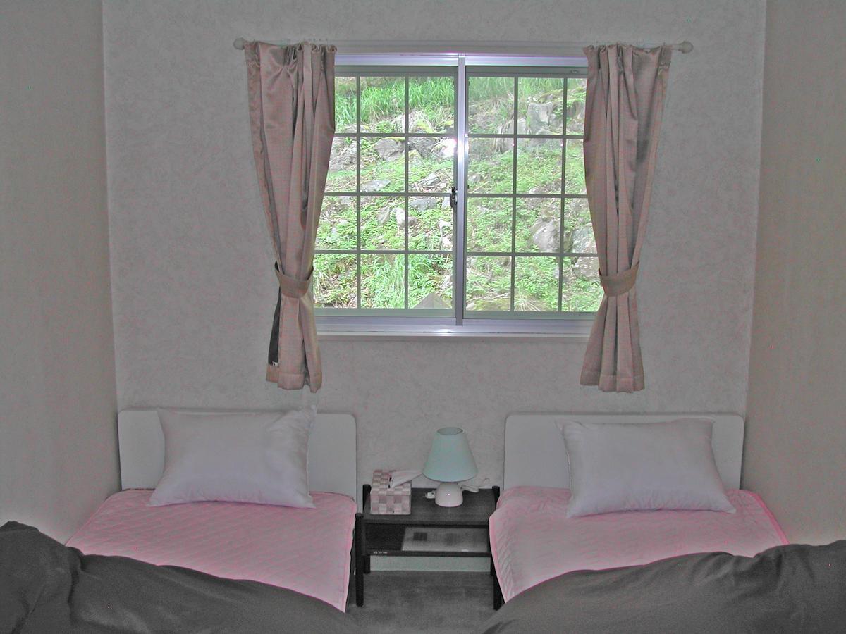 Pension Pilatus 2 Nagano Exterior photo