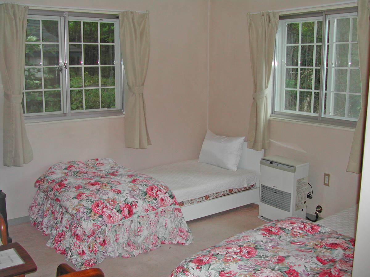 Pension Pilatus 2 Nagano Exterior photo